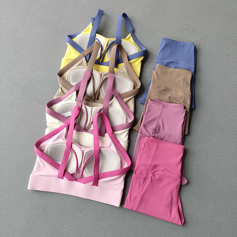 Yoga set, high-intensity yoga  – Fitness & Nutrition Lab Bewertung und Preis