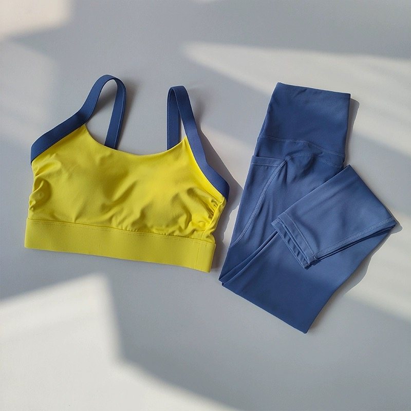 Yoga set, high-intensity yoga  – Fitness & Nutrition Lab Bewertung und Preis