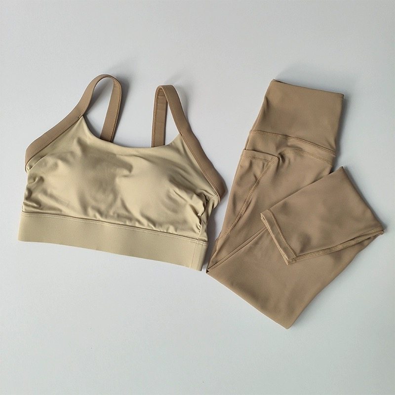 Yoga set, high-intensity yoga  – Fitness & Nutrition Lab Bewertung und Preis